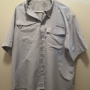 Realtree Men's Light Gray Casual Button Down Shirt